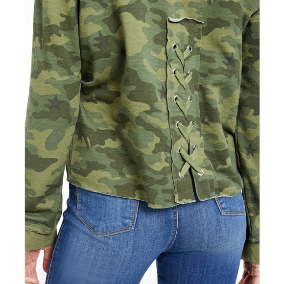 Camouflage Sweatshirt NWOT Medium - Picture 6 of 8